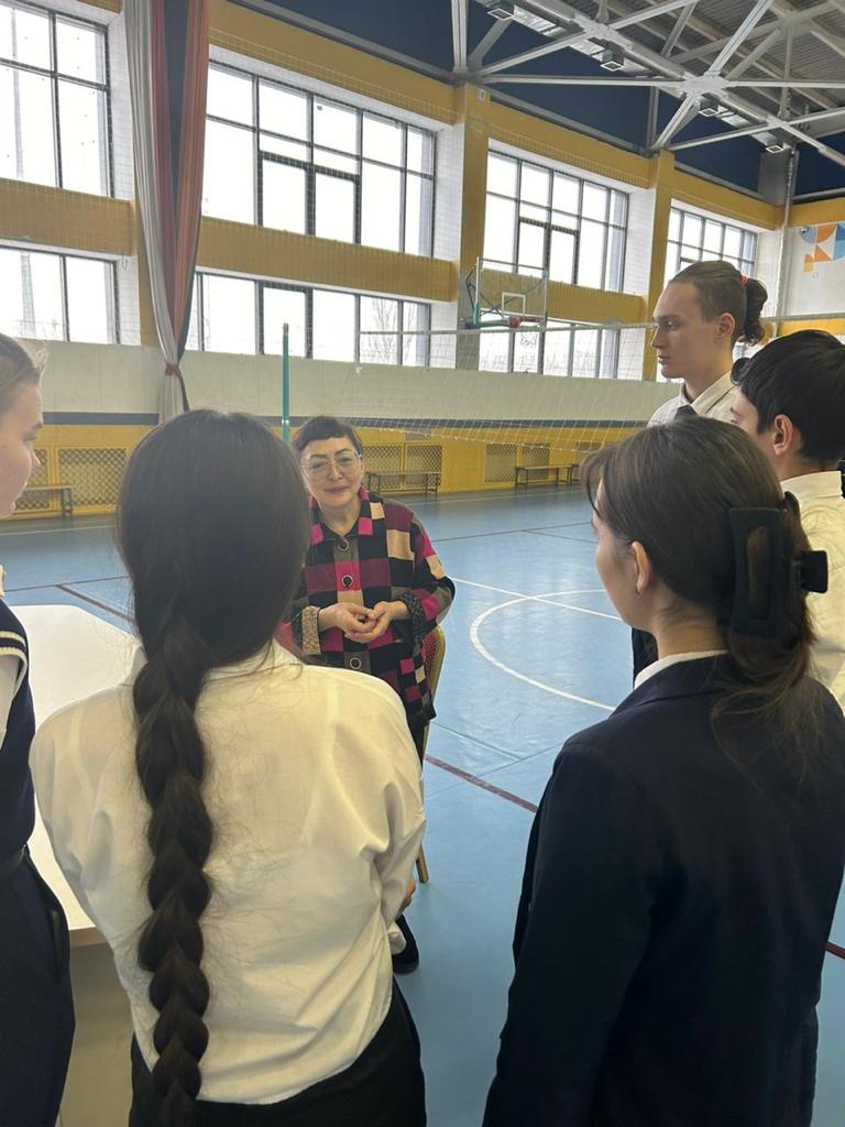 «Еңбек мобильділігі орталығымен» бірлесе отырып 9-сынып оқушыларына кәсіби бағдар беру жұмысы жүргізілді.