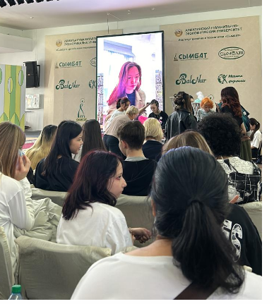 «Сымбат дизайн және технология » өткен,  ашық есік күніне барып қайтты.