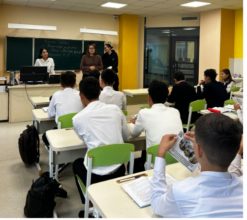 "Орталықазия техника-экономикалық колледжінің белсенді өкілдері келді. "