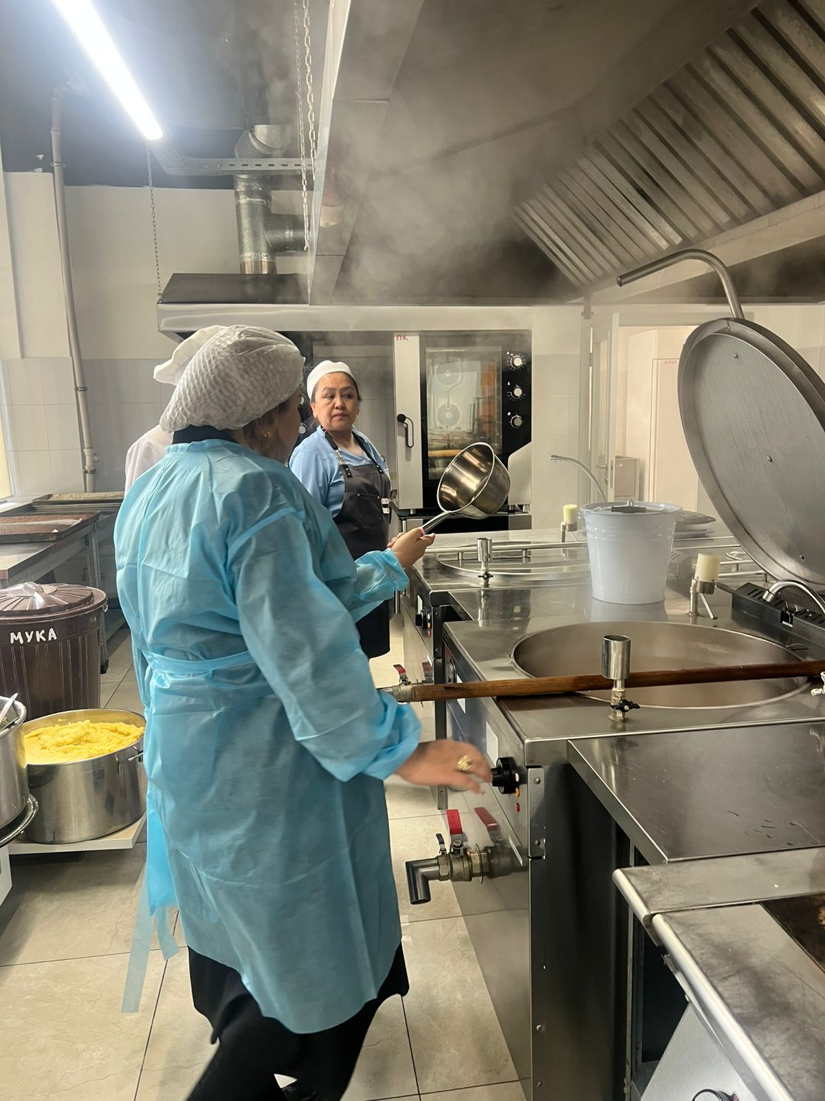 Бракераж комиссиясы асханасының жұмысына тұрақты түрде бақылауды қамтамасыз ету